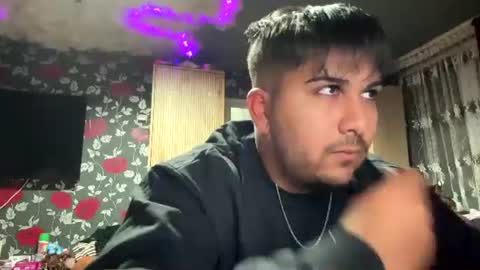 jasonsua21 online show from 11-17-25, 04:24