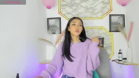 Snapshot of jaulyn_18 chatting on 05-31-26, 12:34 Jaulyn online show from 05-31-26, 12:34