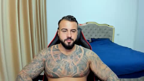  Javi  online show from 11-19-25, 10:43