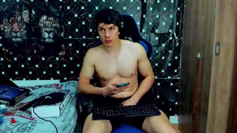 Javier online show from 03-25-26, 11:44