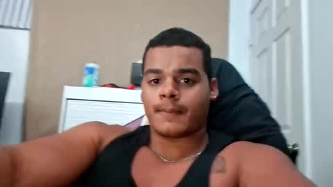 Snapshot of javiricorich chatting on 05-19-26, 05:58 javiSdick online show from 05-19-26, 05:58