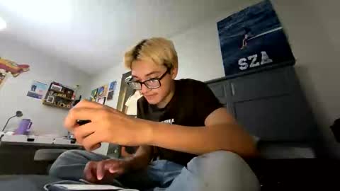 jay10697 online show from 04-19-26, 06:56