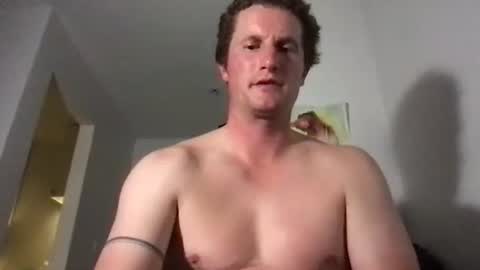 Snapshot of jaycup1989 chatting on 10-22-25, 01:39 jaycup1989 online show from 10-22-25, 01:39