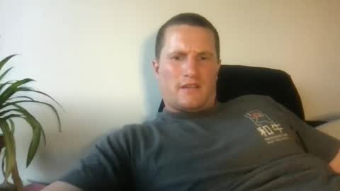 Snapshot of jaycup1989 chatting on 04-22-26, 12:35 jaycup1989 online show from 04-22-26, 12:35