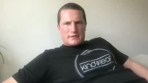 Snapshot of jaycup1989 chatting on 04-29-26, 05:30 jaycup1989 online show from 04-29-26, 05:30