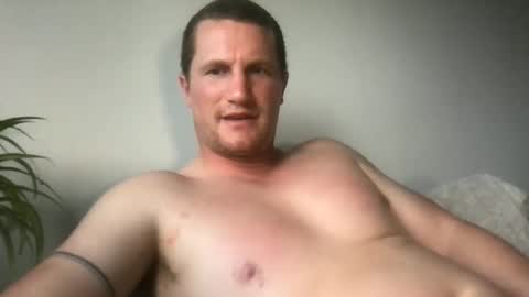 Snapshot of jaycup1989 chatting on 05-05-26, 12:51 jaycup1989 online show from 05-05-26, 12:51
