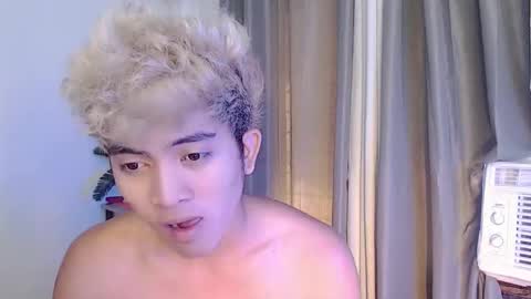 jaysee_hugecox online show from 05-28-26, 01:14
