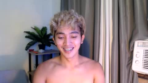 jaysee_hugecox online show from 05-31-26, 06:20