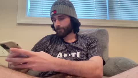 Snapshot of jayydogg1997 chatting on 12-12-24, 07:59 Jay online show from 12-12-24, 07:59