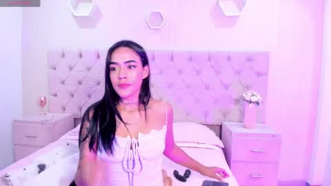 Jazminrusso  online show from 04-03-26, 05:16