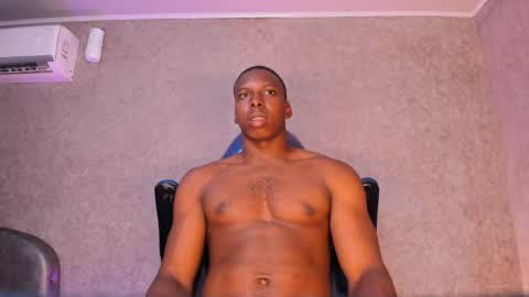 Snapshot of jd_thebaby chatting on 04-15-26, 01:07 jd thebaby online show from 04-15-26, 01:07