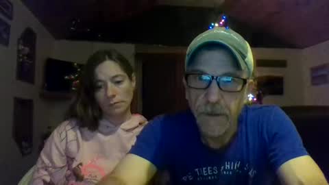 Snapshot of jdgiddy69 chatting on 12-19-25, 11:12 jdgiddy69 online show from 12-19-25, 11:12