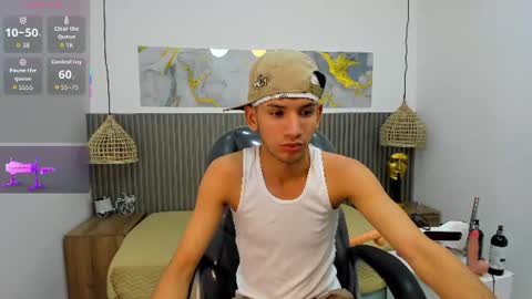 Snapshot of jdwhite18 chatting on 06-22-26, 04:31 jdwhite18 online show from 06-22-26, 04:31