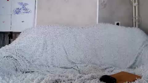 Snapshot of jealousangel chatting on 06-15-26, 01:41 Angel online show from 06-15-26, 01:41