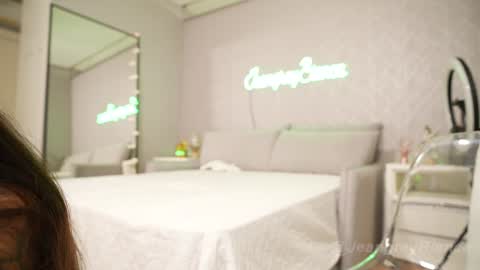 Bianca online show from 12-10-24, 08:49