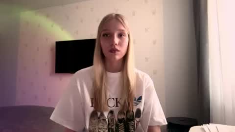 Snapshot of jeanmariemolsan chatting on 06-13-26, 08:34 jeanmariemolsan online show from 06-13-26, 08:34