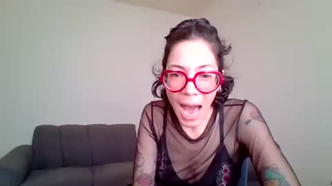 jeanneduval8888 online show from 05-27-26, 11:35
