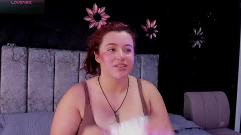Jeanne Williams online show from 04-25-26, 01:41