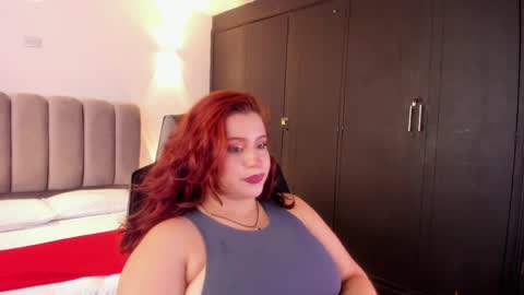 Snapshot of jeannewilliams_ chatting on 06-06-26, 02:00 Jeanne Williams online show from 06-06-26, 02:00