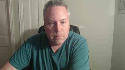 Snapshot of jeb5150 chatting on 04-17-26, 02:58 JE online show from 04-17-26, 02:58