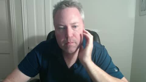 Snapshot of jeb5150 chatting on 05-08-26, 01:00 JE online show from 05-08-26, 01:00