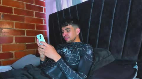 Snapshot of jei_cox chatting on 11-28-25, 01:58 jei online show from 11-28-25, 01:58