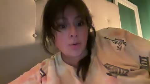 Jelli online show from 01-29-25, 01:17