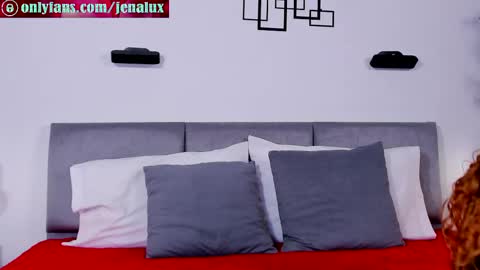 Jennalux online show from 04-15-26, 01:34