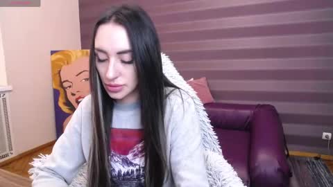 Kira online show from 04-13-26, 06:41