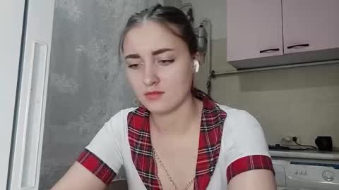 Jeniffer online show from 01-08-26, 06:54