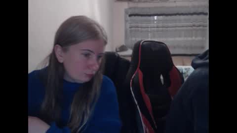 Snapshot of jenisandpeter chatting on 02-28-26, 07:26 JenisAndPeter online show from 02-28-26, 07:26