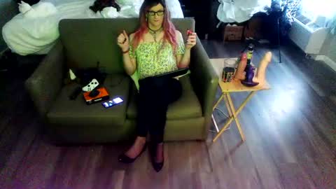 Jenna Cross online show from 07-04-26, 12:06