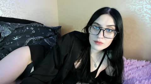 Helen online show from 04-10-26, 06:45