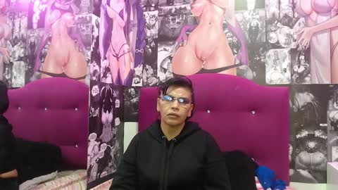 Jennifer online show from 05-11-26, 01:00