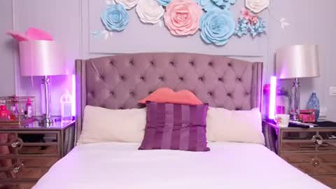 JenniferLovveX online show from 07-10-26, 04:39