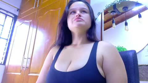 Snapshot of jennifervega1 chatting on 06-26-26, 09:41 Jennifer vega online show from 06-26-26, 09:41