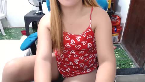 Snapshot of jenny_fromphil chatting on 02-19-25, 01:51 Jenny online show from 02-19-25, 01:51