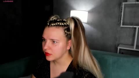 Jenny online show from 02-17-26, 09:28