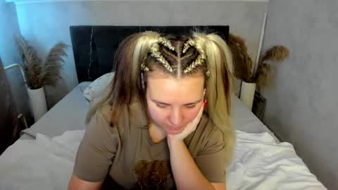 Jenny online show from 02-20-26, 06:19