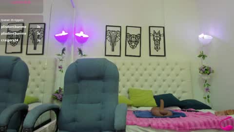 Snapshot of jenny_stark chatting on 05-11-26, 03:18 jenny_stark online show from 05-11-26, 03:18