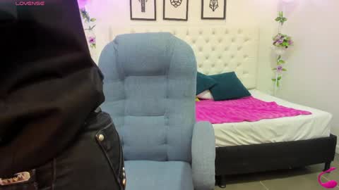Snapshot of jenny_stark chatting on 05-15-26, 11:06 jenny_stark online show from 05-15-26, 11:06