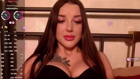 Snapshot of jennyruthjn chatting on 01-12-26, 08:03 Jenny online show from 01-12-26, 08:03