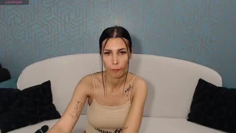 Snapshot of jennyxxx00 chatting on 05-20-26, 08:26 Jenny online show from 05-20-26, 08:26