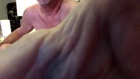 Snapshot of jerkinoff00 chatting on 01-11-25, 06:45 jerkinoff00 online show from 01-11-25, 06:45