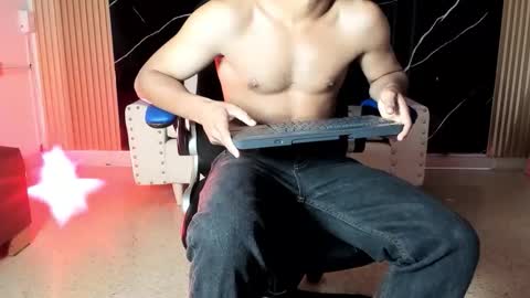 jerr_max1 online show from 05-24-26, 12:26