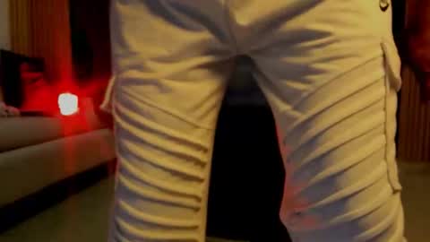 jerr_max1 online show from 05-25-26, 05:24