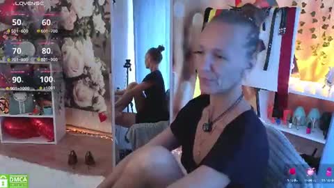 jesica_moon_peachyy online show from 06-28-26, 05:02