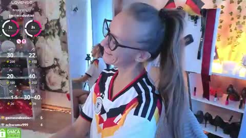 jesica_moon_peachyy online show from 07-04-26, 04:18