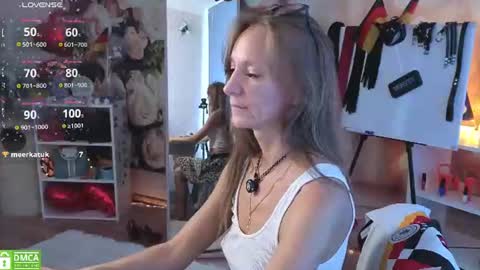 jesica_moon_peachyy online show from 07-06-26, 05:26