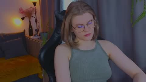  JessieVibes online show from 04-12-26, 12:32